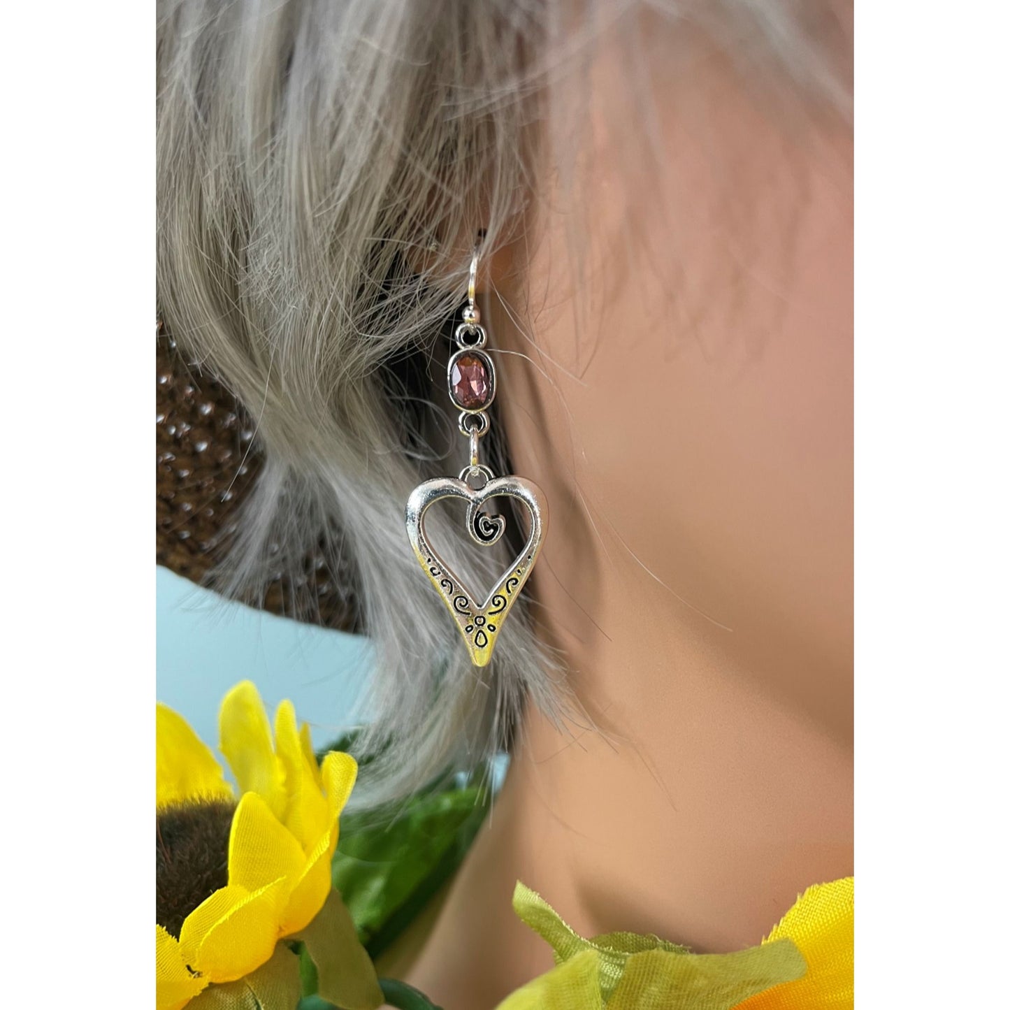 Vintage-Inspired Silver Heart Dangle Earrings – Romantic Boho Jewelry